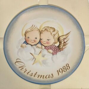 Cheerful Cherubs by Schmid Christmas 1988